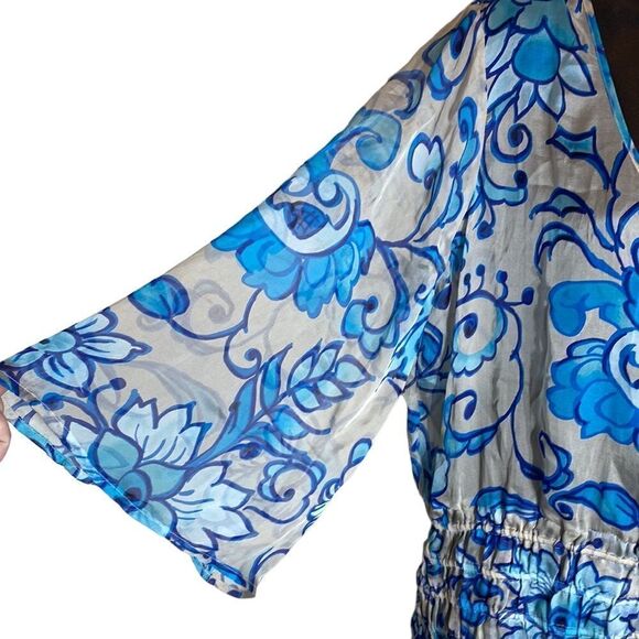 Soft surroundings 100% silk sheer top smocked art to wear dopamine med floral - Picture 2 of 8